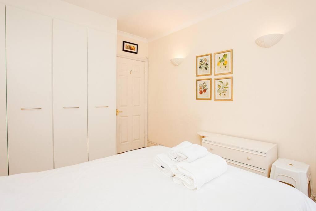 Bright 2 Bedroom Flat In Central ลอนดอน ภายนอก รูปภาพ