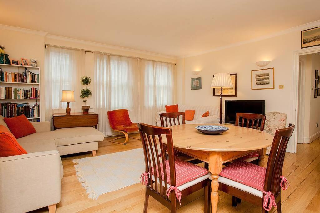 Bright 2 Bedroom Flat In Central ลอนดอน ภายนอก รูปภาพ