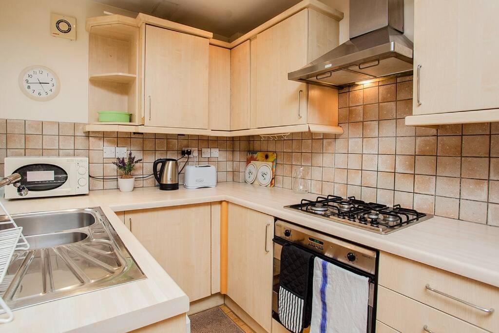 Bright 2 Bedroom Flat In Central ลอนดอน ภายนอก รูปภาพ